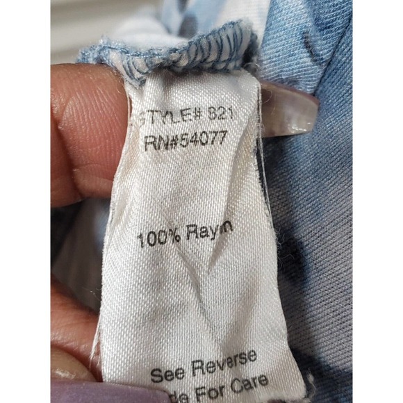 CAbi Womens Blue Tie Dye 100% Rayon Sleeveless Round Neck Top Shirt Medium - Picture 10 of 12